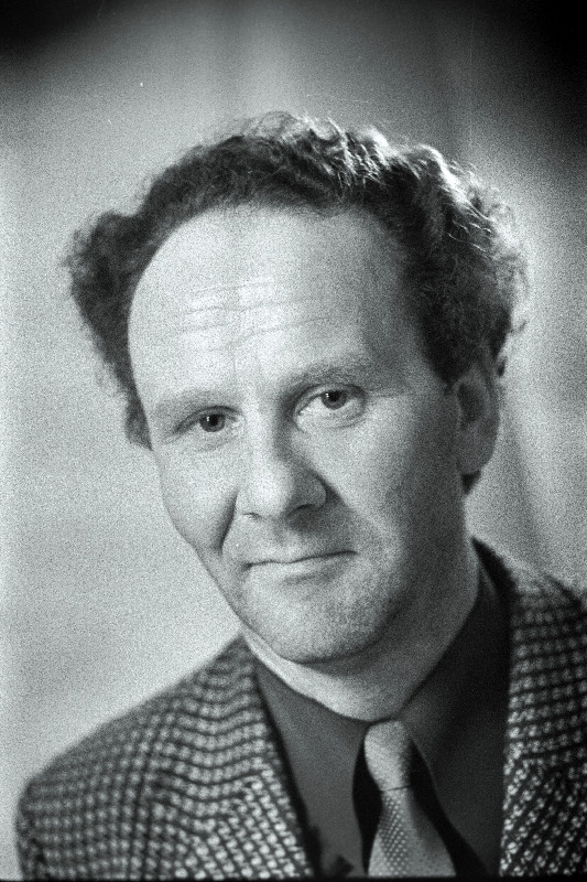 Vabariiklikul ehitajate võistlusel teise koha võitnud müürsepp Elvo Kahar Tartu Ehitustrustist.