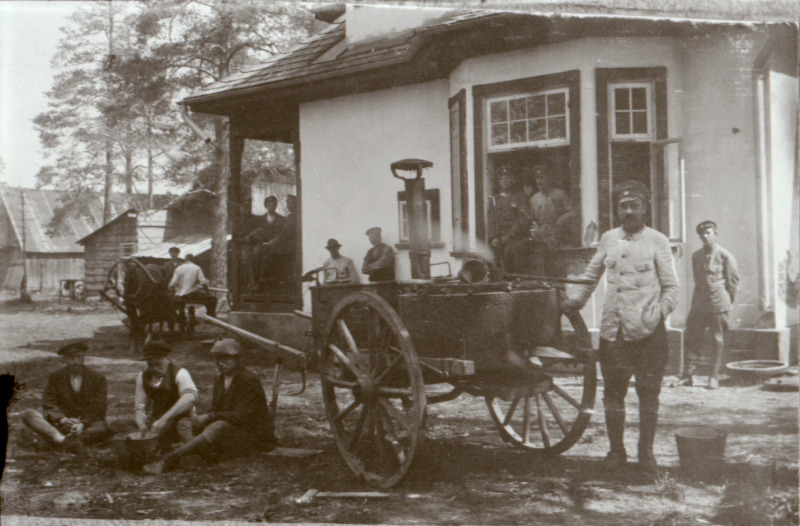 Vabadussõda. 6.Jalaväepolgu üks väliköök Rodenpoisi (Ropaži) raudteejaama juures.