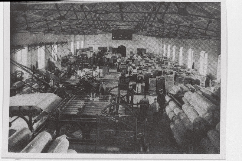 Ernst Osse ja Ko Tallinna Tselluloosi ja Paberivabriku sorteerimise saal.