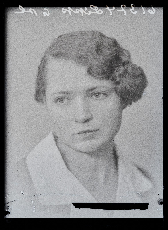 Ida Lippert.