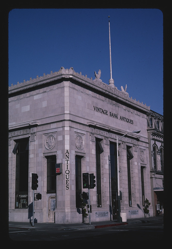 Vintage Bank Antiques, Petaluma, California (LOC)