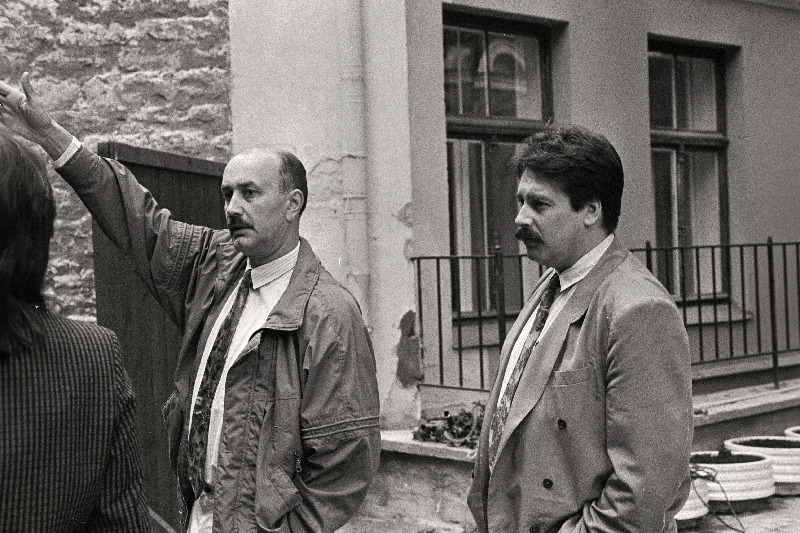 Eeros Spriit, Kalle Aro, Nukuteater.