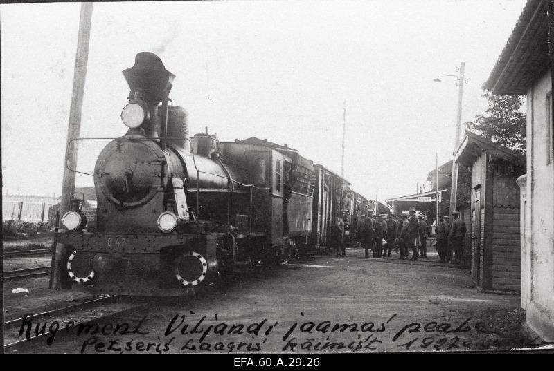 Sakala Jalaväerügemendi ešelon Viljandi raudteejaamas pärast Petseri laagrist saabumist.
