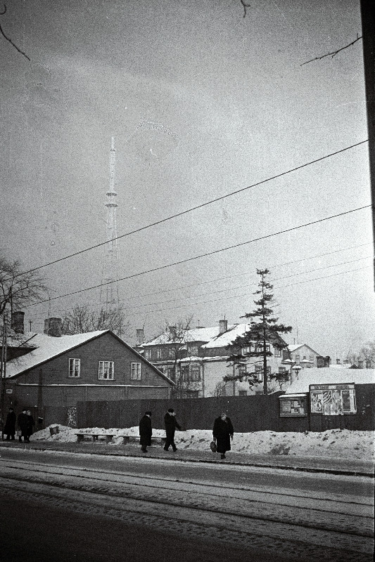 Trammipeatus Tartu maanteel.