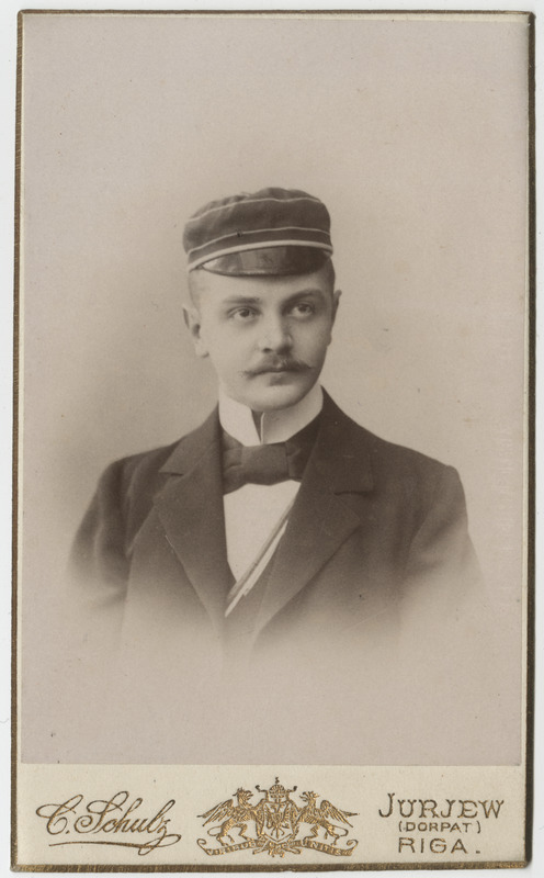 Korporatsiooni "Livonia" liige Johannes Engelmann, portreefoto
