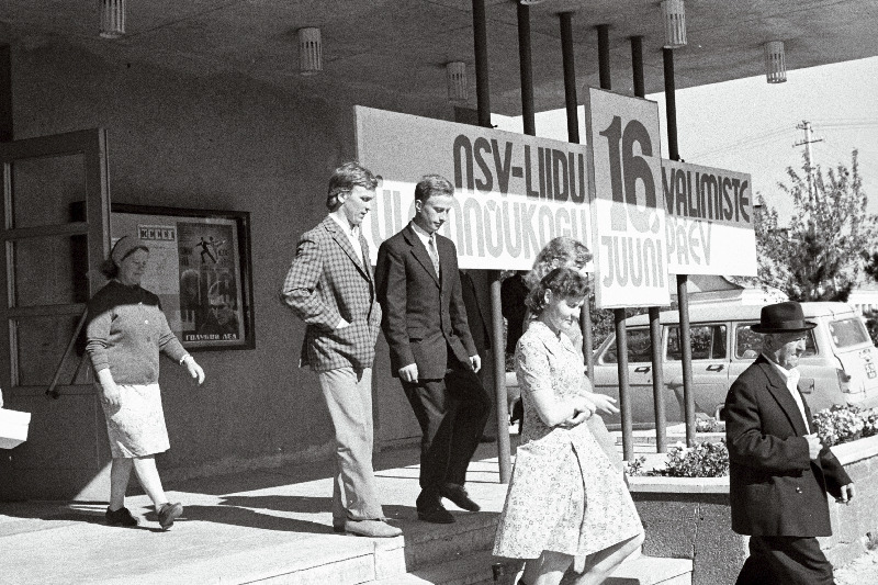 Saue näidissovhoosi keskuses asuv valimisjaoskond.