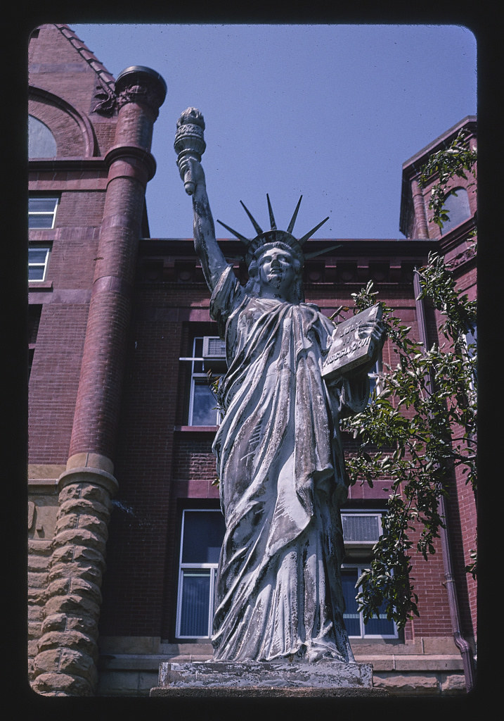 Statue of Liberty, Jefferson County Courthouse, Fairfield, Iowa (LOC)