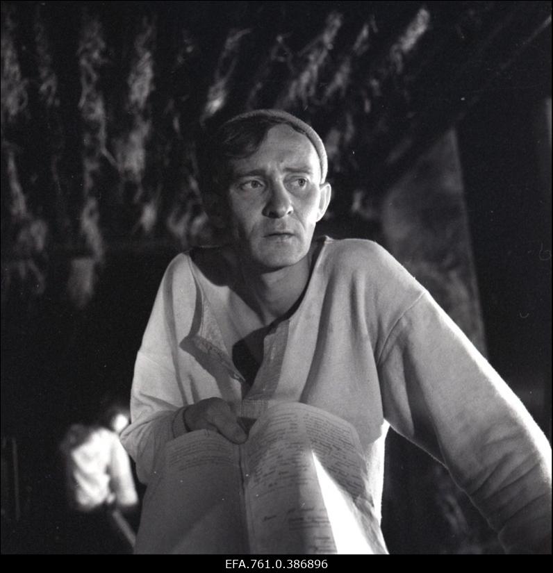 Filmi "Äratus" filmimine. Arvo Kukumägi Kaarel Petersoni osas.