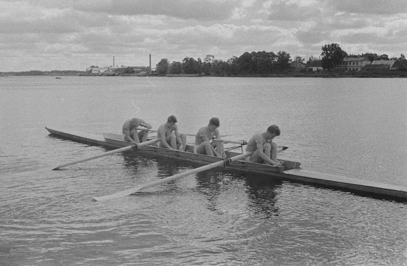 Veespordiühingu Kalev esivõistlused sõudmises.