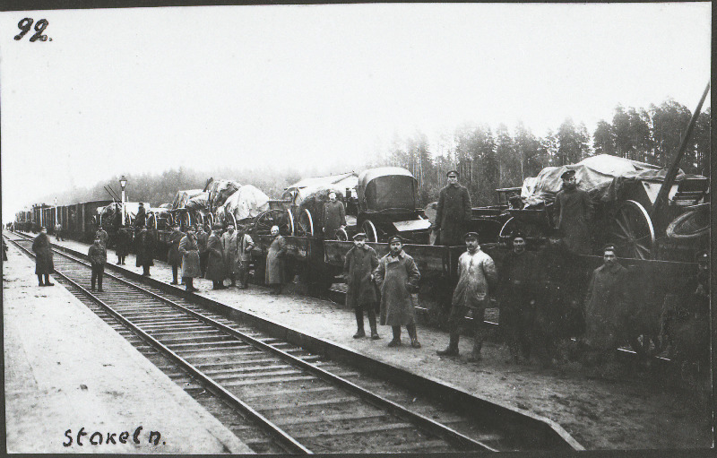 Vabadussõda. 2.Jalaväepolgu 1.pataljoni voorirong Stakelni (Strenči) raudteejaamas.