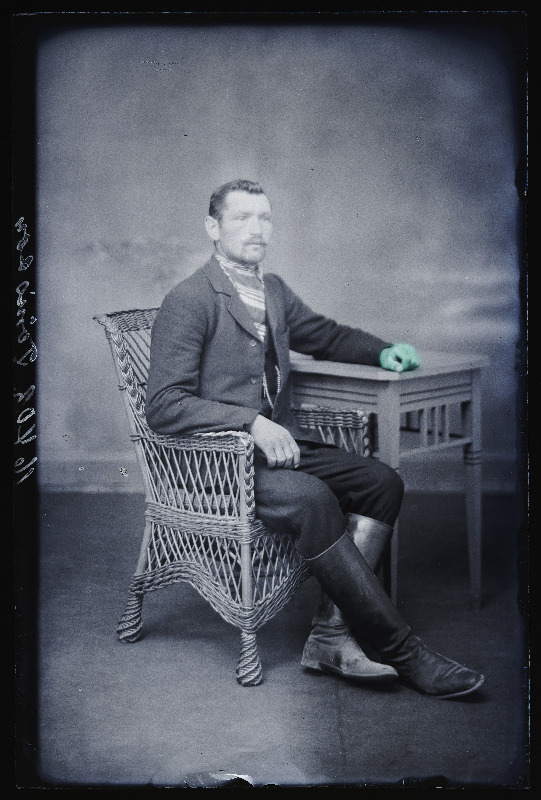 Tõnisson.