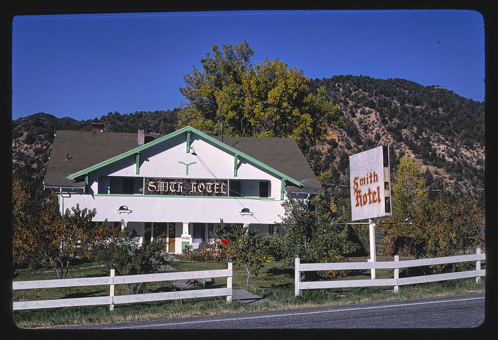 Smith Hotel, Route 89, Glendale, Utah (LOC)
