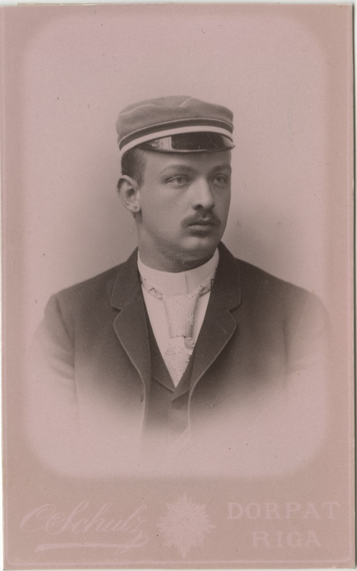 Korportatsiooni "Livonia" liige Alexander Frederking, portreefoto