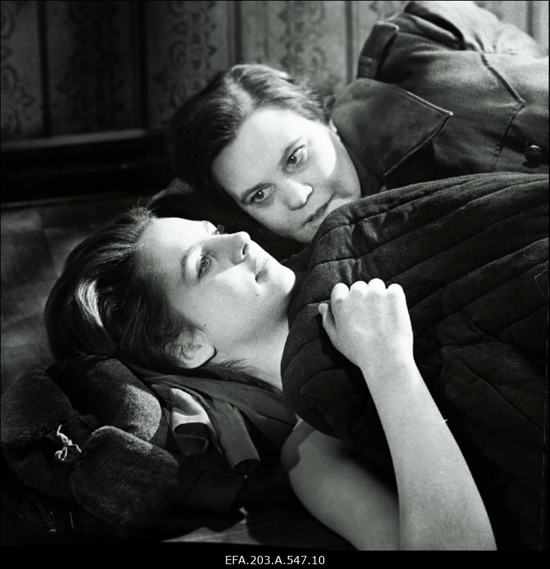 Tallinnfilmi lühimängufilm/tudengifilm "Roosa kübar".