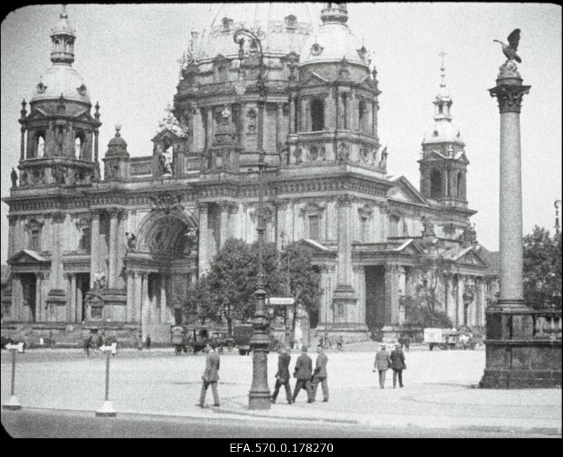 [Hofburgi loss], Habsburgide residents.