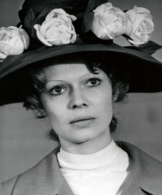 Ida osatäitja kandidaat - Moskva oblasti Draamateatri näitleja Svetlana Ketlerova.