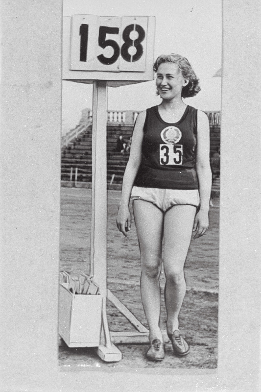 Kergejõustiklane Helgi Haljasmaa.