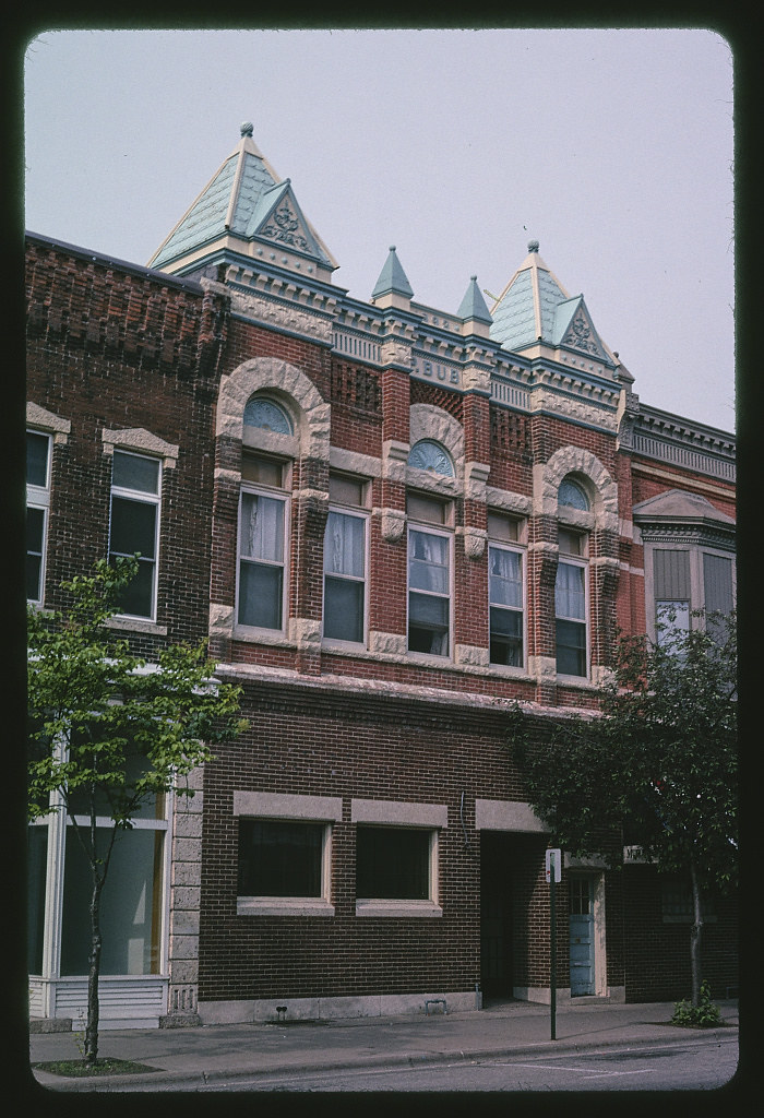 Public building, Winona, Mississippi (LOC)