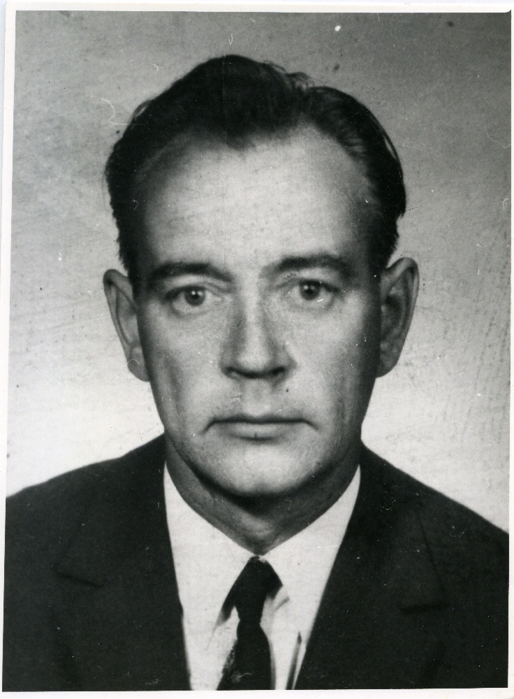 Olav Männi portreefoto.