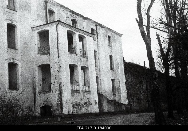 Põltsamaa lossi varemed.