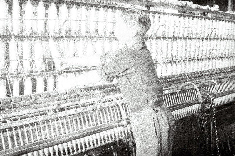 Kreenholmi Manufaktuuri noorim kangur M. Grigorjev, kes täidab plaani 140%.