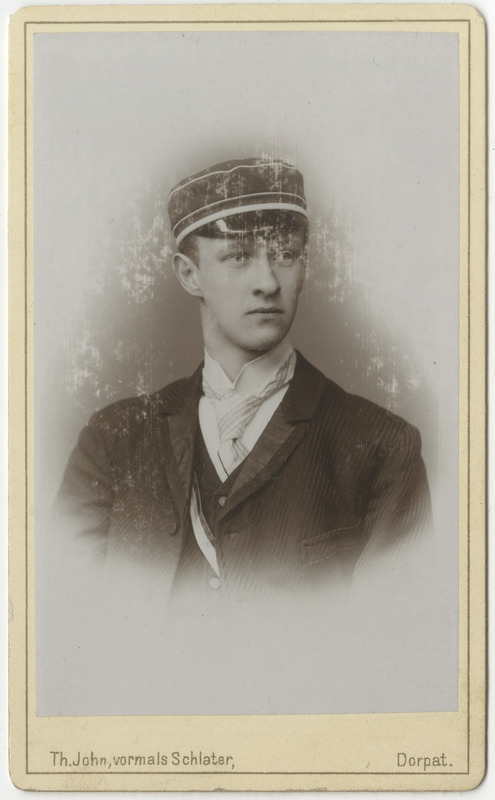 Korporatsioon "Estonia" liige parun Robert Keyserlingk, portreefoto