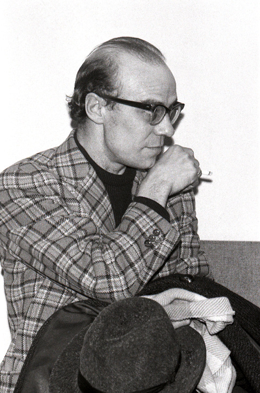Kirjanik Paul Haavaoks.