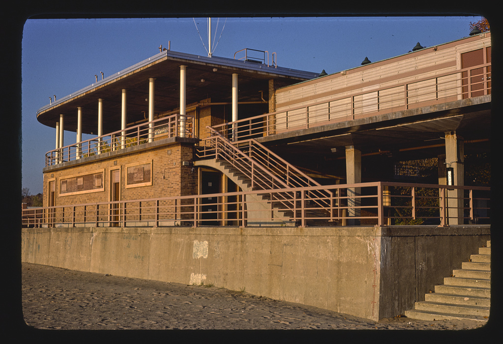 Bradford Beach Bath House, Lincoln - Ajapaik