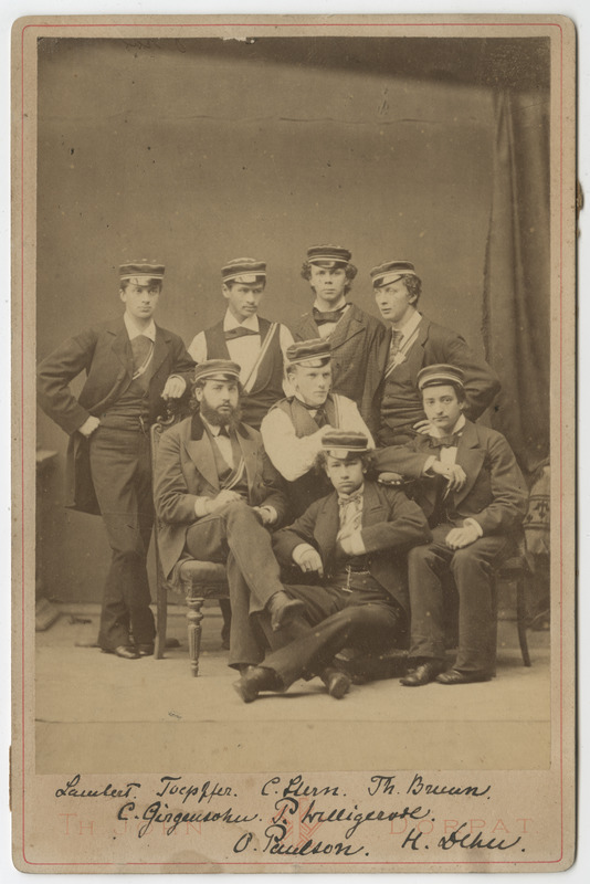 Osa korporatsiooni "Livonia" 1878. a II semestri värvicoetusest, grupifoto