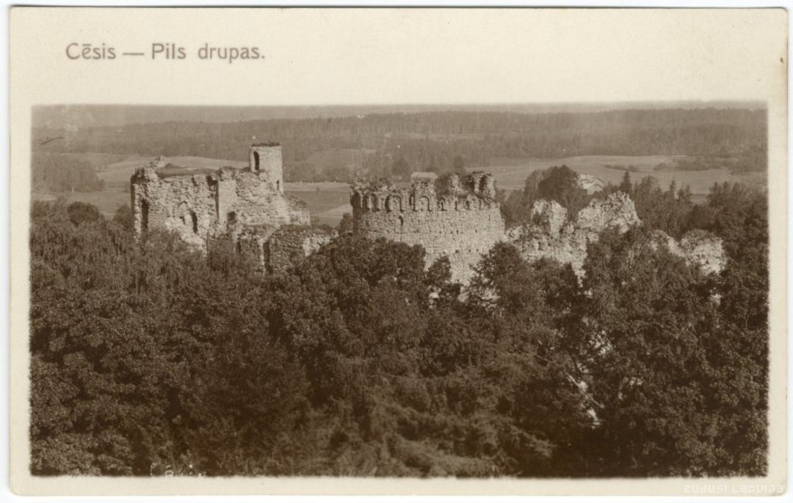 Cēsis. Pilsdrupas