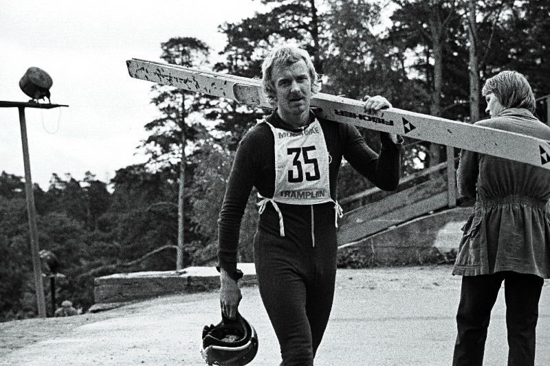Eesti NSV suvistel meistrivõistlustel suusahüpetes ja kahevõistluses esikoha võitnud Tiit Tamm.