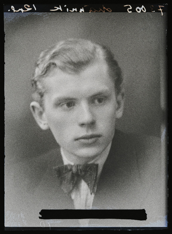 August Männik, (Kuremaa Kontrollassistentide Kool).