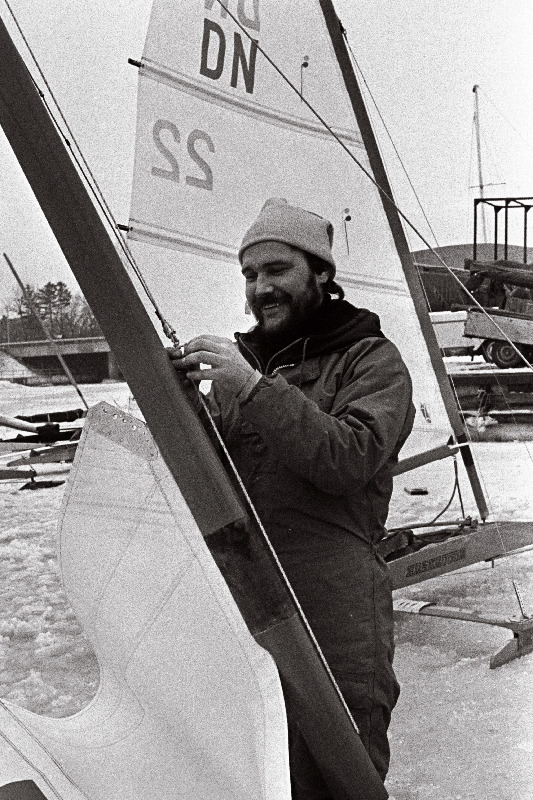 Eesti NSV meistrivõistlustel jääpurjetamises DN-klassis võitjaks tulnud Tiit Haagma.