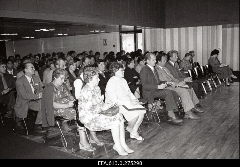 Üleliiduline konverents jäätmete kasutamisest.