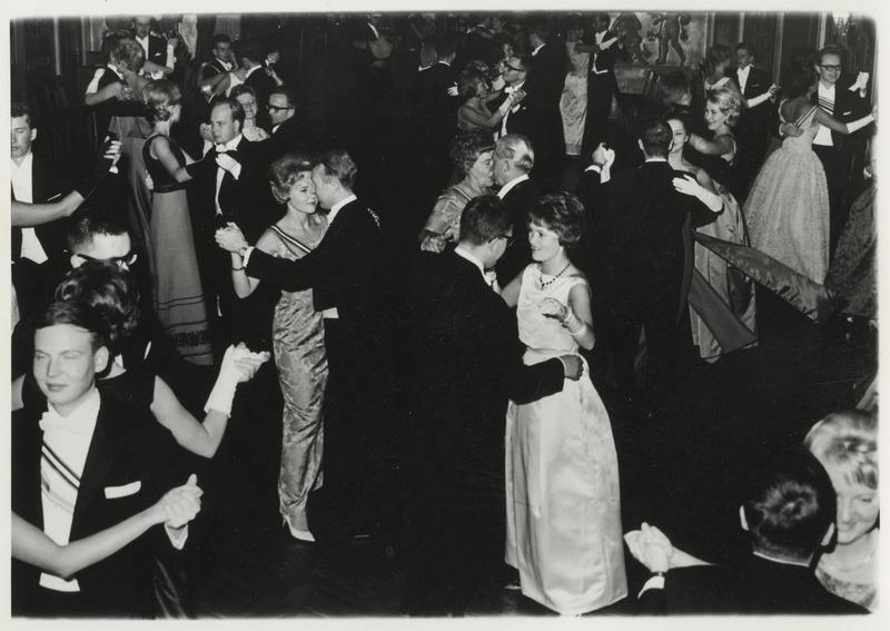 Stockholmi (üliõpilaste) Eesti Osakonna ball, tantsitakse