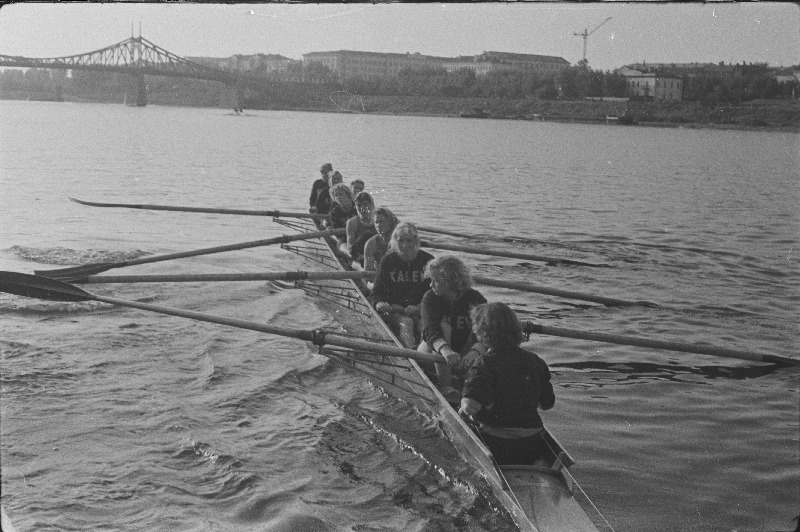 Nõukogude Liidu noorte esivõistlused sõudmises.