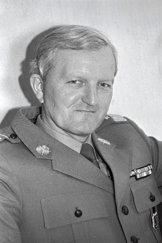 Wilecki, Tadeusz - Poola relvajõudude juhataja, kindral.