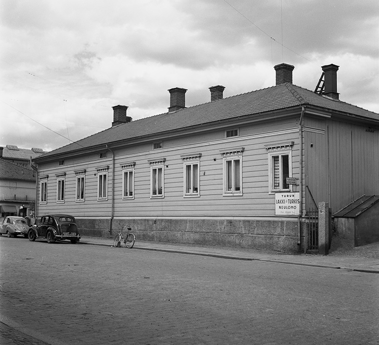 Käsityöläiskatu 1; ulkokuva
