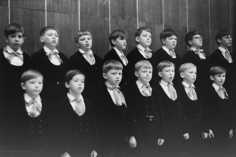 RAT „Vanemuise“ saali pioneeriorganisatsiooni nõukogu pidulikule pleenumile pühendatud kontsert. Esineb Leningradi „Proletarski“ kultuurmaja poistekoor.
