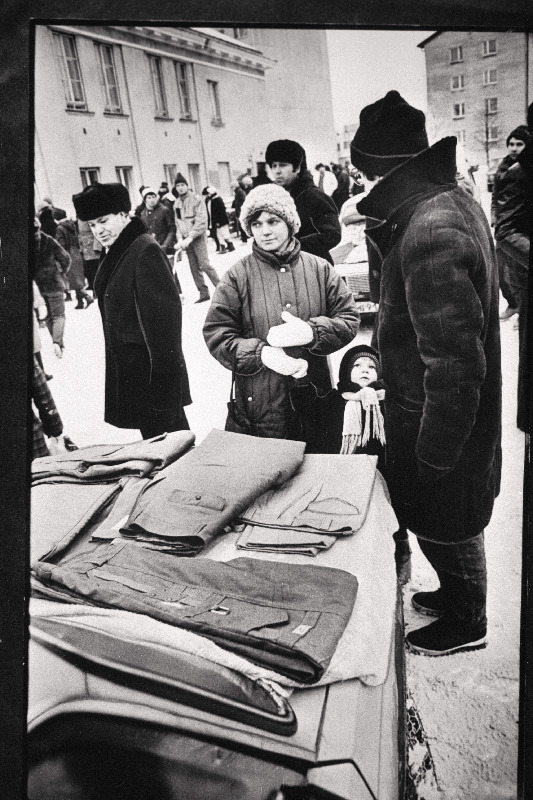 Kooperaatorite [kooperatiivide] müügipunktid Tallinna Keskturul.