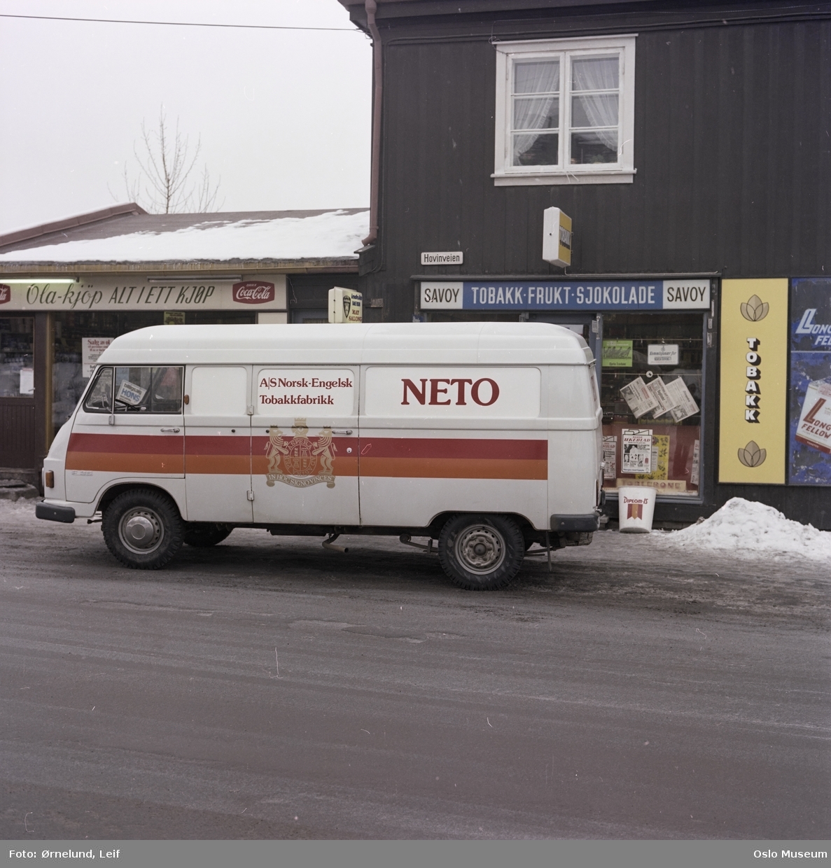 Varebil fra Ne-To tobakkfabrikk.