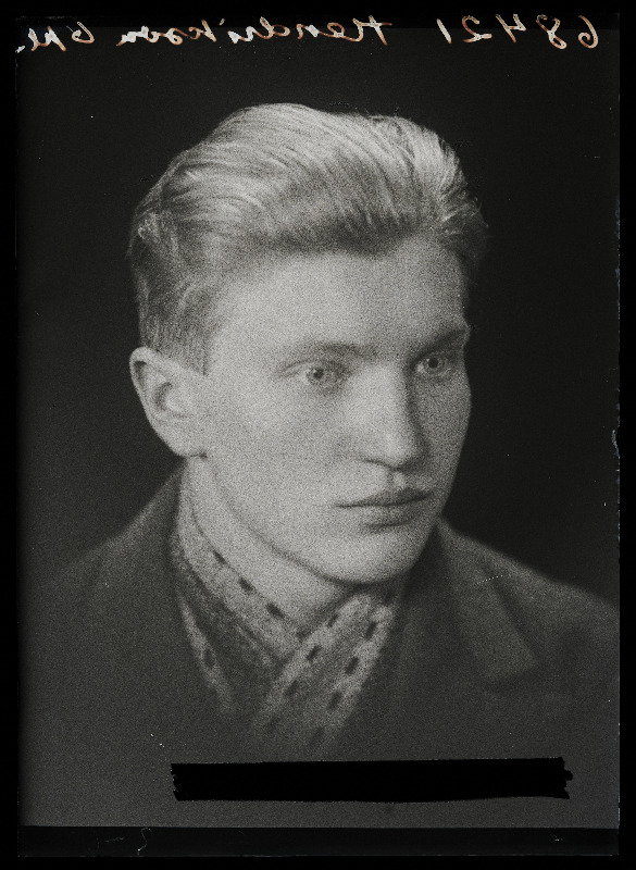 Hendrikson.