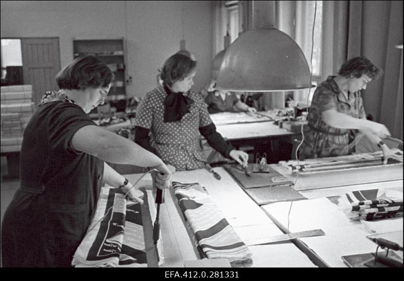 ENSV Teatriühingu Tööstuskombinaadis