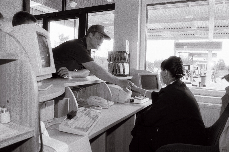 "Alexela" uue bensiinijaama avamine Männimäel.