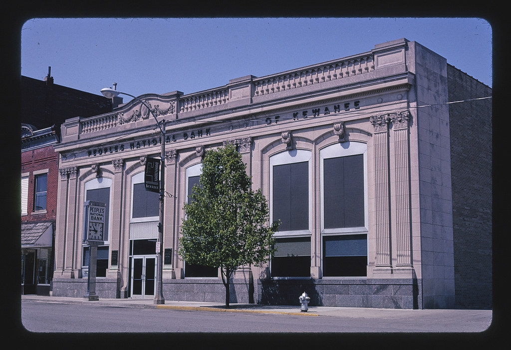 People's National Bank of Kewanee, North Tremont Street, Kewanee, Illinois (LOC)