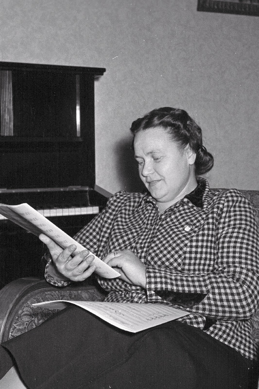 Helilooja L. Auster.