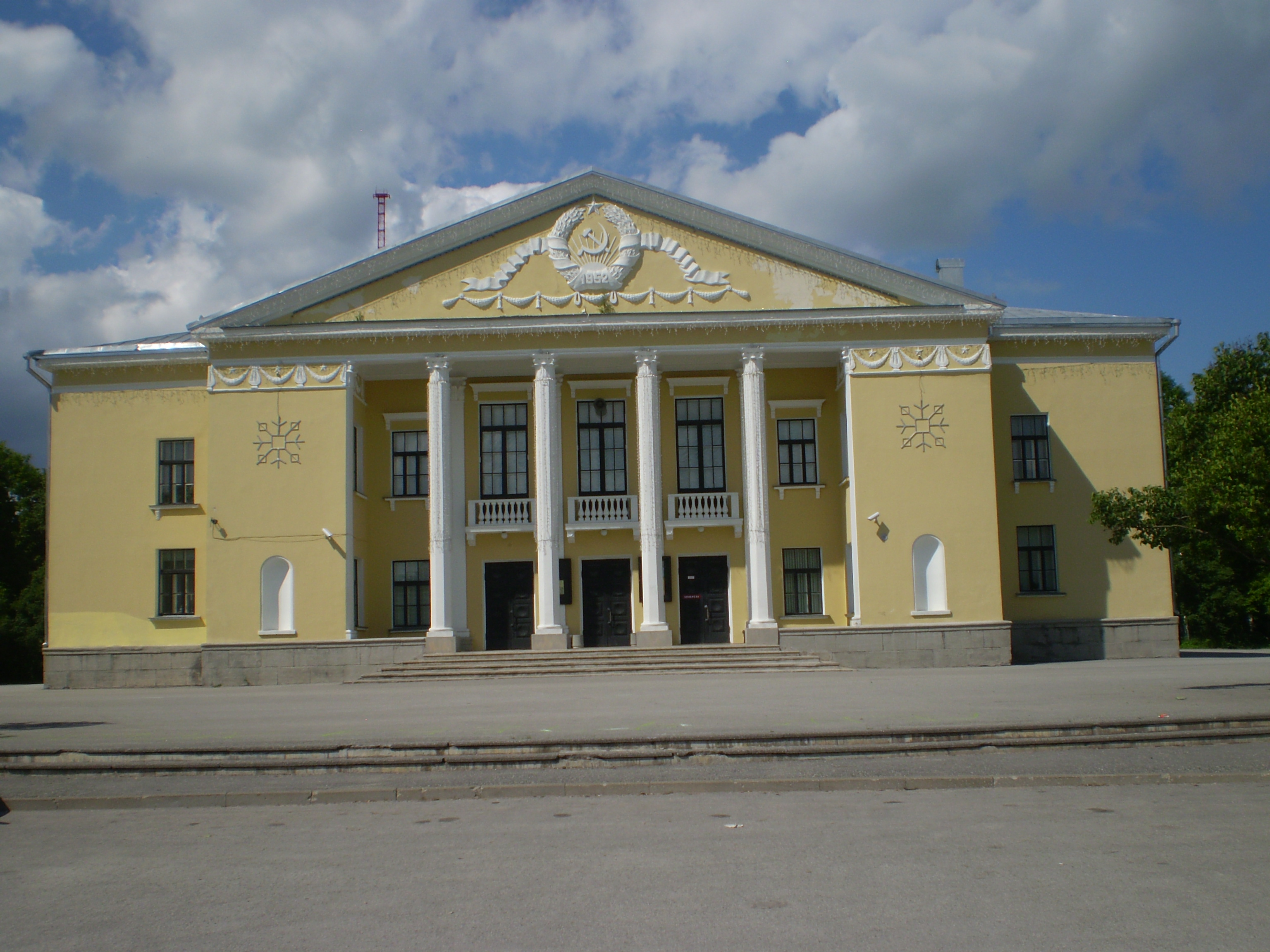 Kohtla-Järve kultuurimaja, 2010, regnr 24653 - Kohtla-Järve kultuurimaja