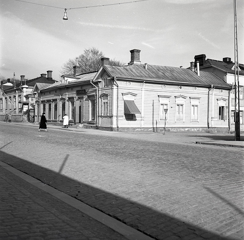 Linnankatu 32