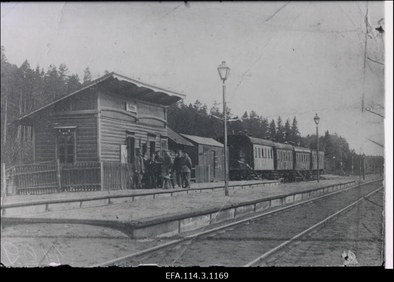 Saksa sõjaväelased Keeni raudteejaamas