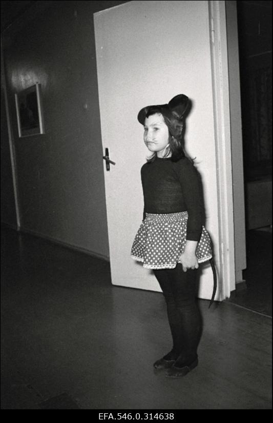 [Tallinna 43.Keskkooli näärikarneval.]